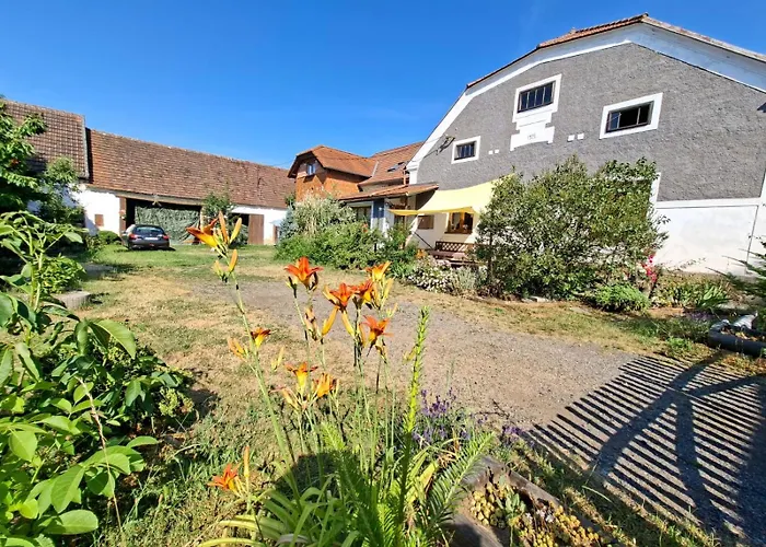 مزرعة للإقامة U Sykorky